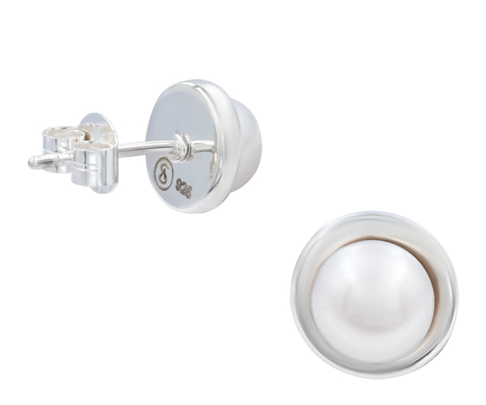 Ayu Mabe Pearl Studs