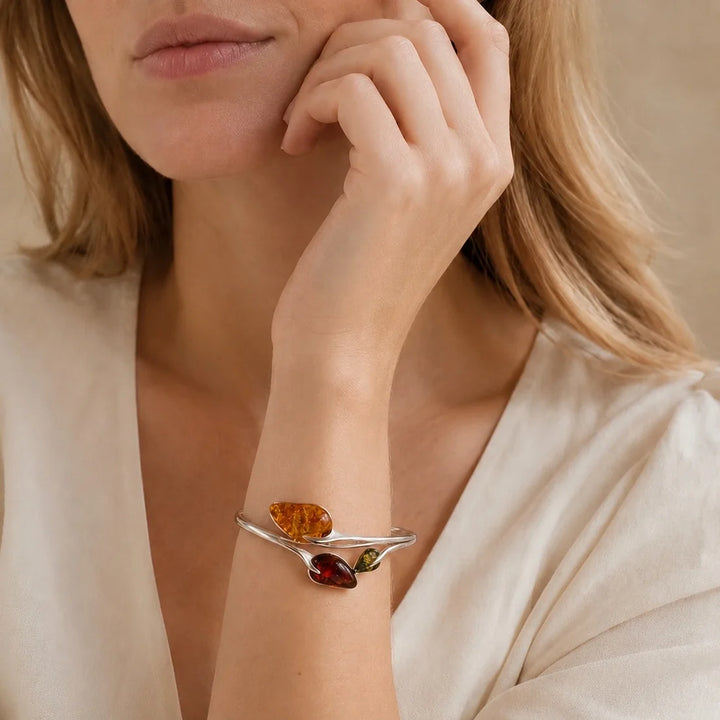 Chic Amber Bangle
