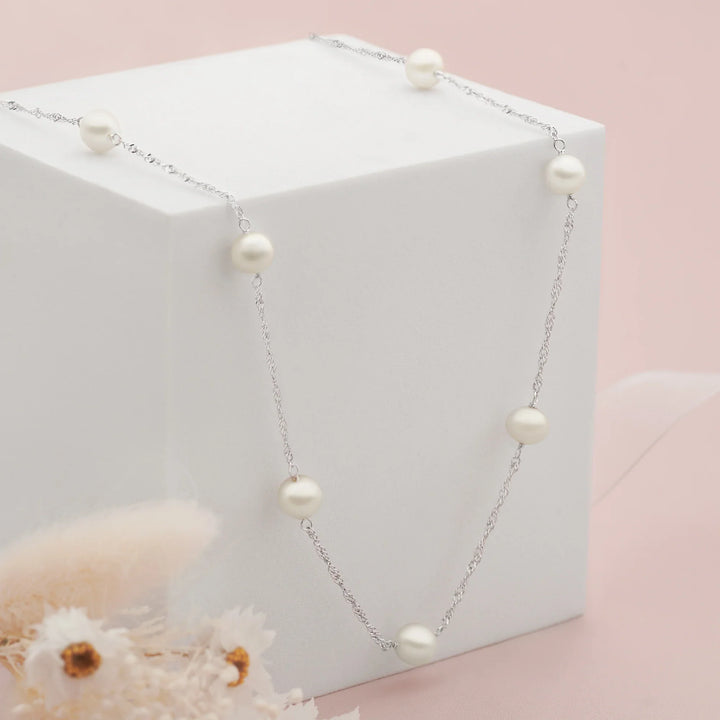 Pure Pearl Necklace