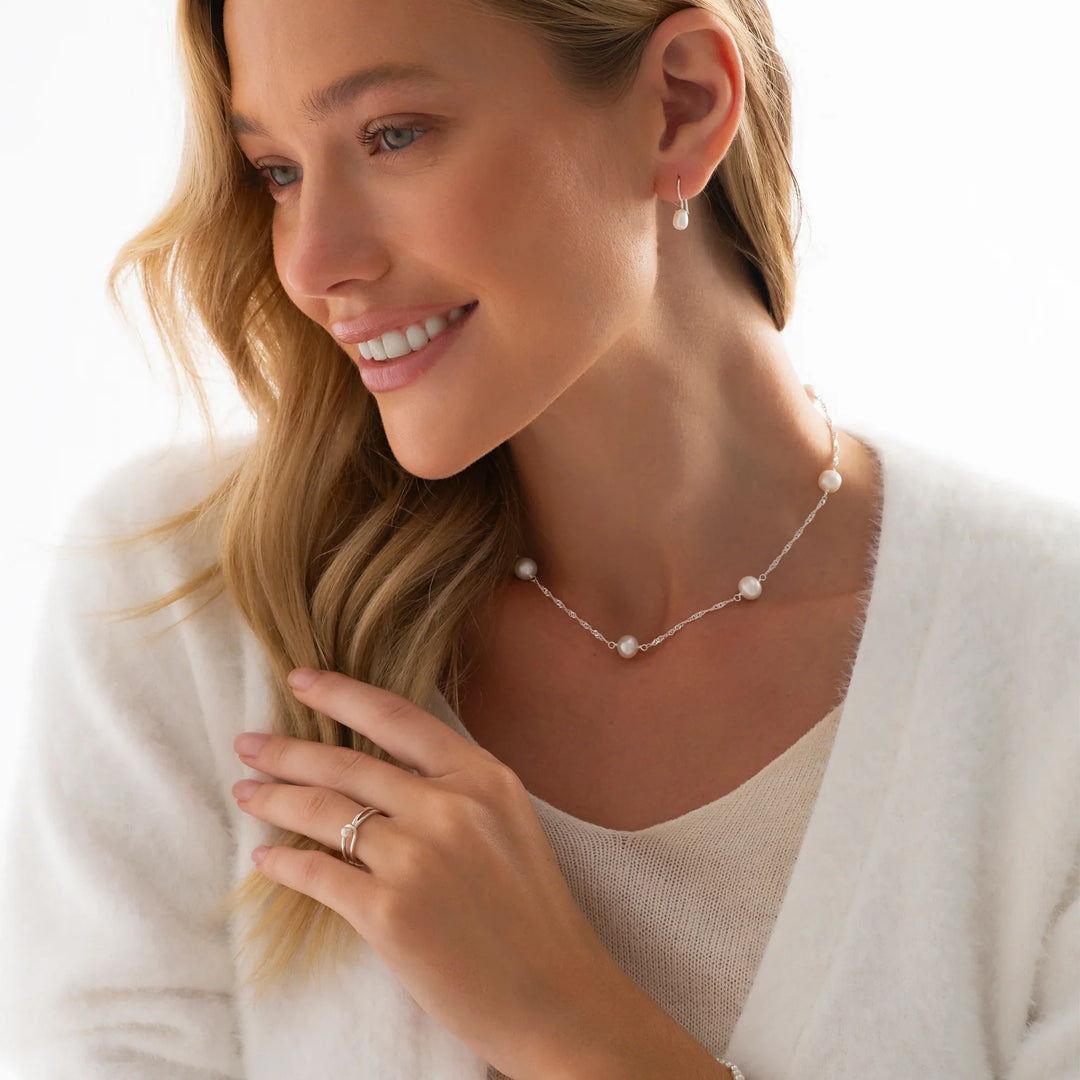 Pure Pearl Necklace