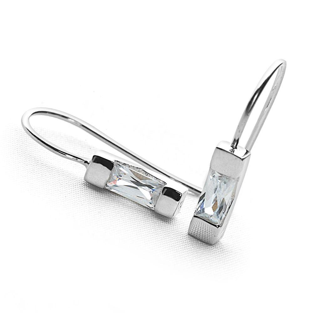 925 sterling silver rectangular earrings with Cubic zirconia centres (E2861)