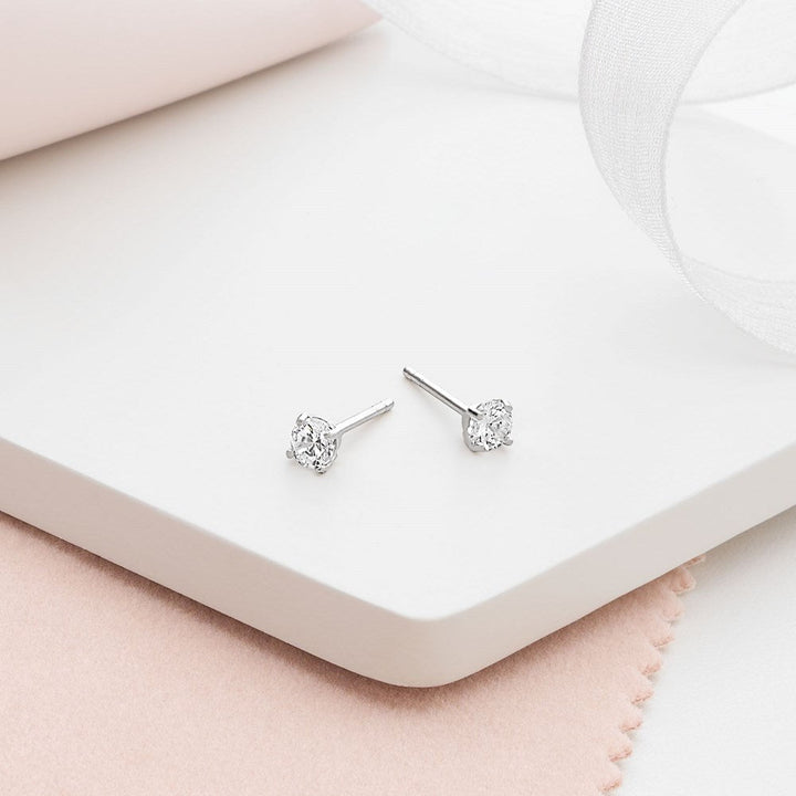 Solitaire Zirconia Studs 4mm (E36241)