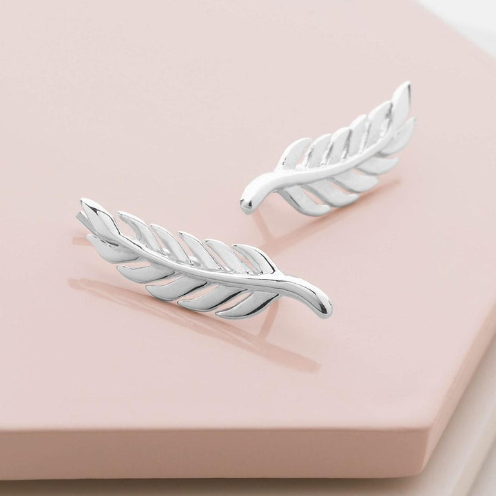 925 sterling silver feather earrings. (E44781)