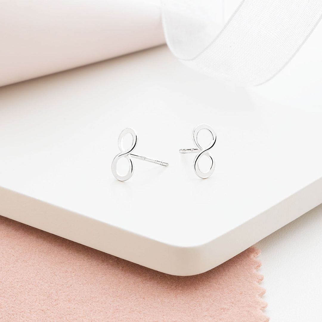 Silver Infinity Studs (E47101)