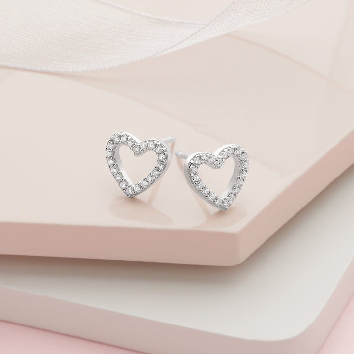 J'ador Heart Studs (E49621)