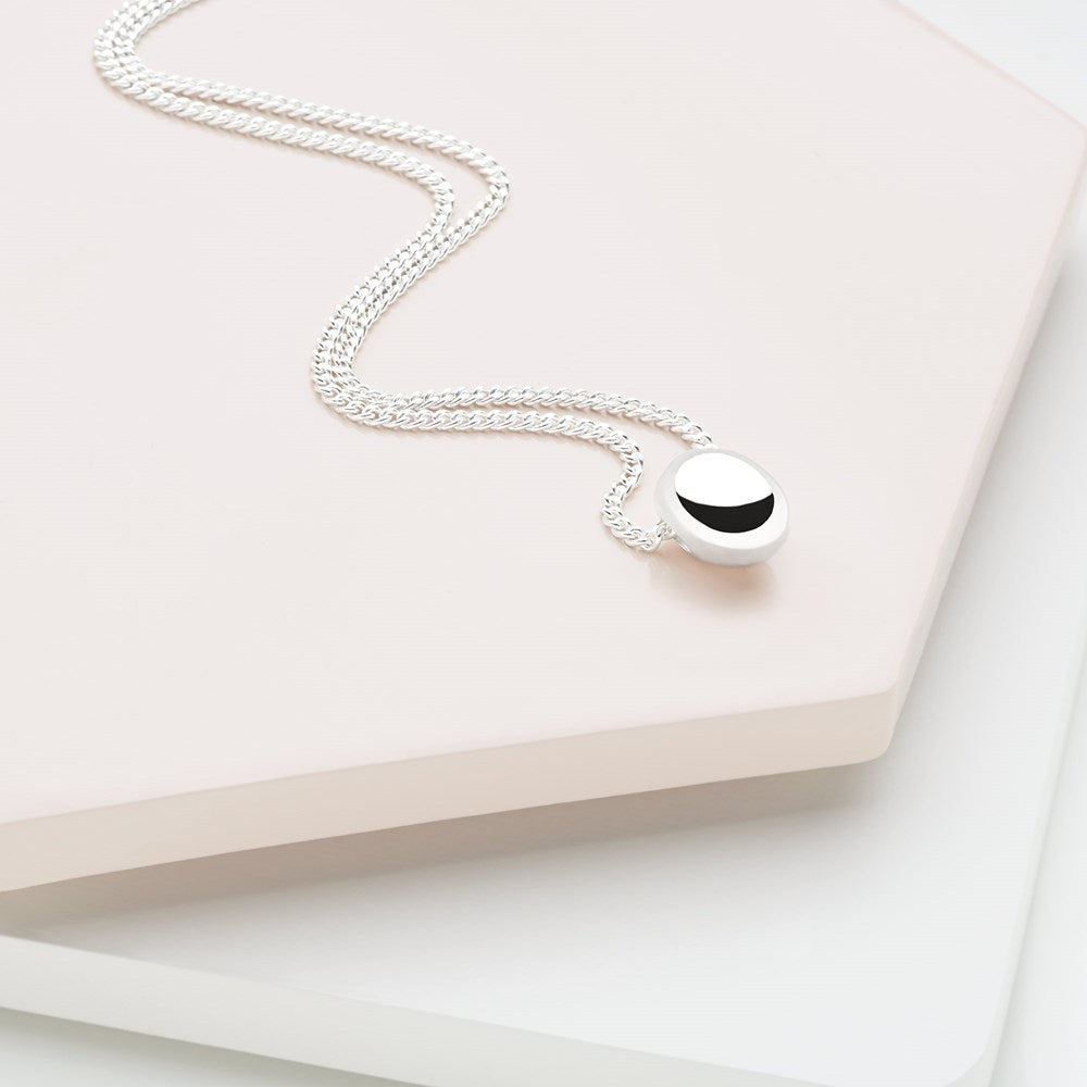 925 sterling silver Solid pearl pendant on curb chain 