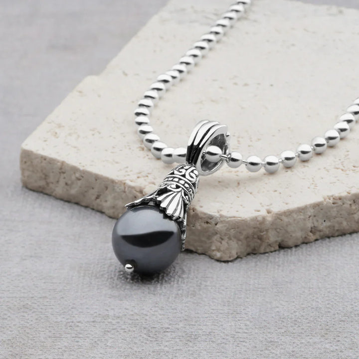 Black Pearl Pendulum Pendant