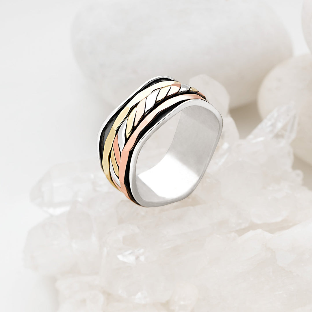 Celtic Origin Spinning Ring (R18481)