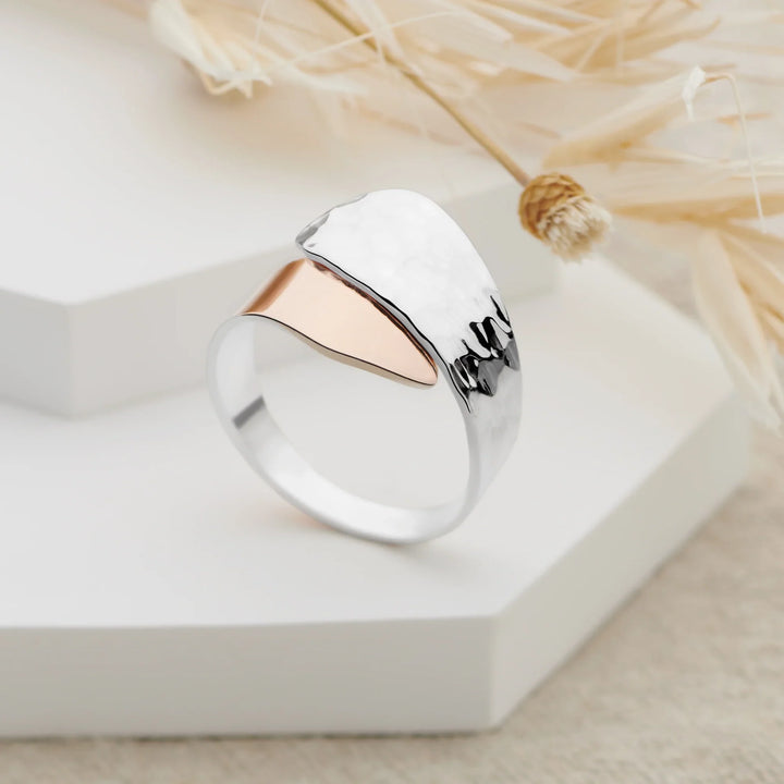 Two-Tone Stole Ring