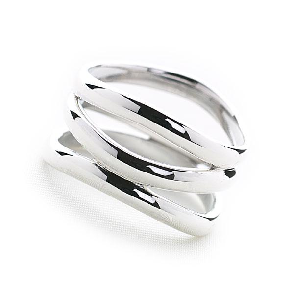 925 sterling silver circle twisted silver band ring on white background. 