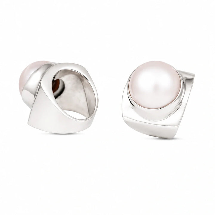 Luna Pearl Ring